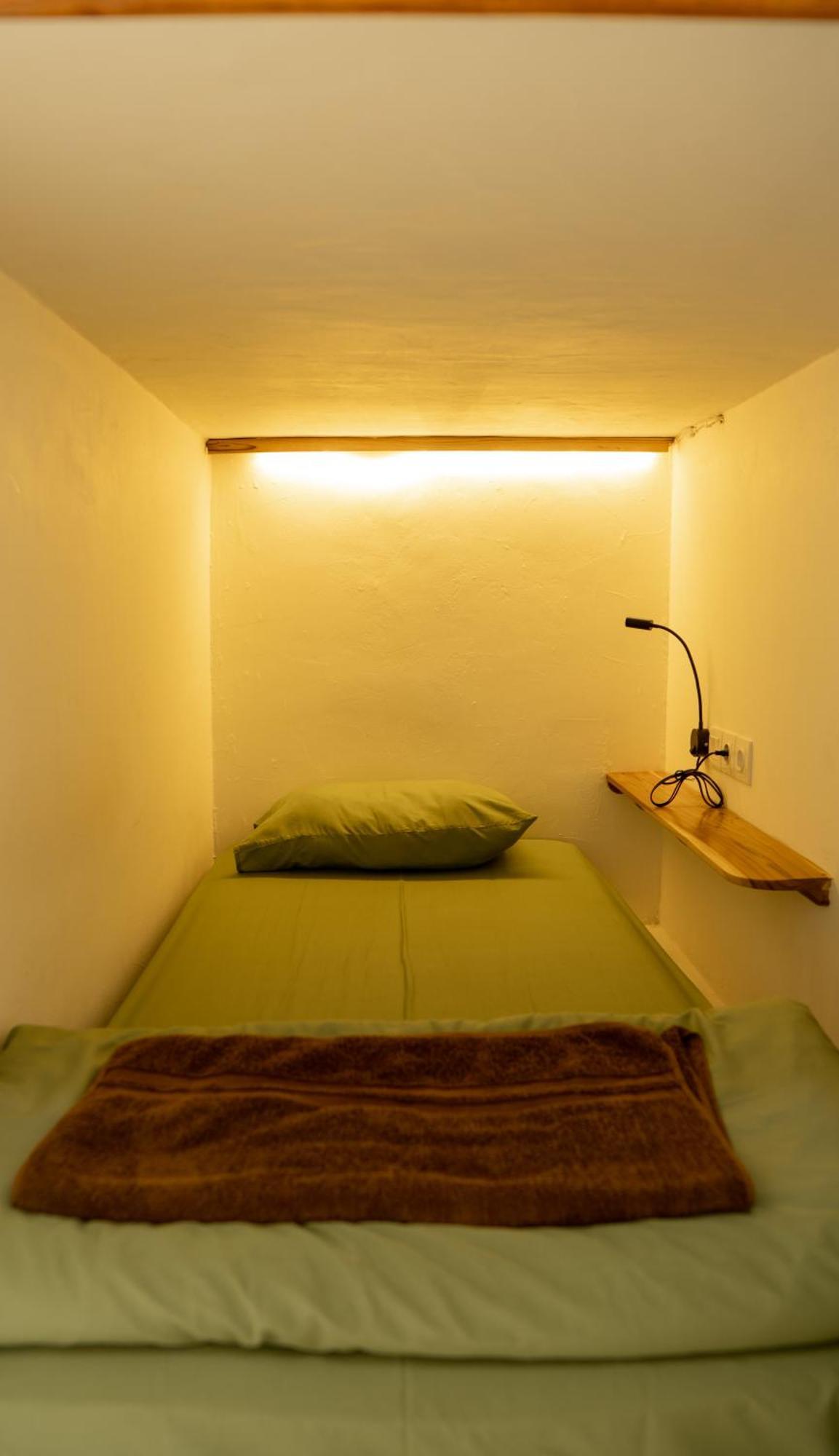 Lost Inn Kuta Capsule Hostel المظهر الخارجي الصورة